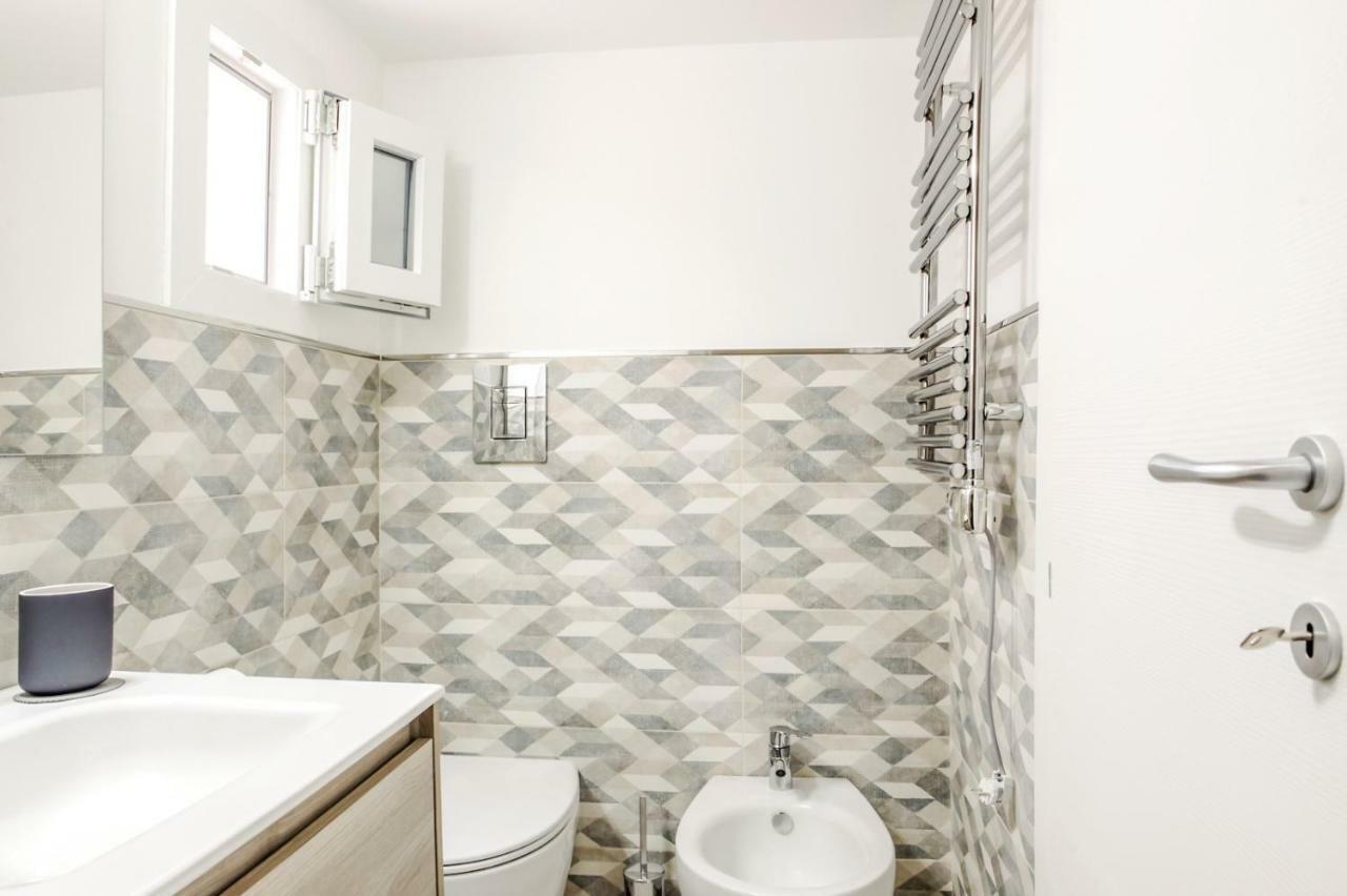 Bari Centrale Railway Station Apartment المظهر الخارجي الصورة